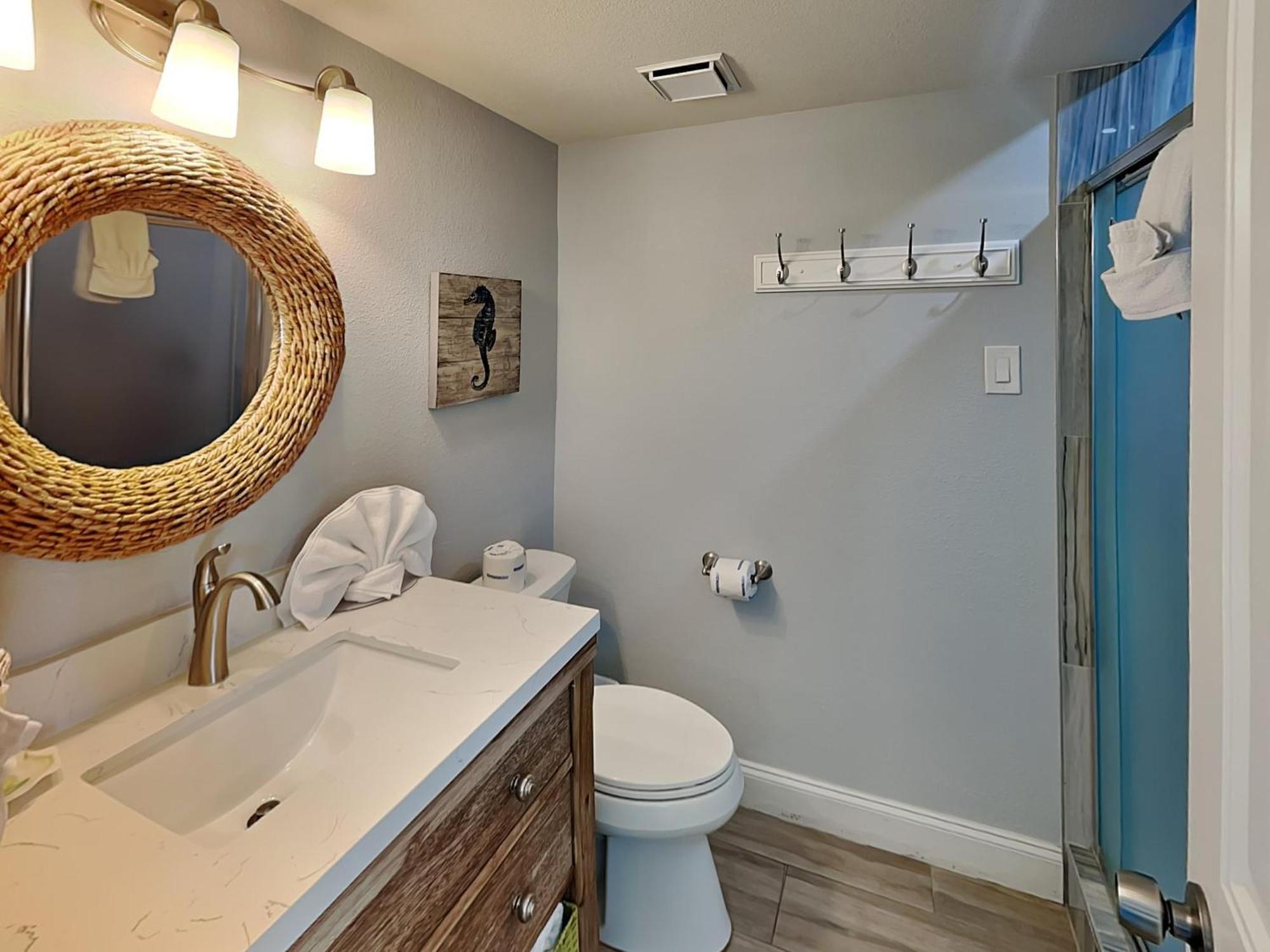 Apartment Seascape 1110-parrot Paradise