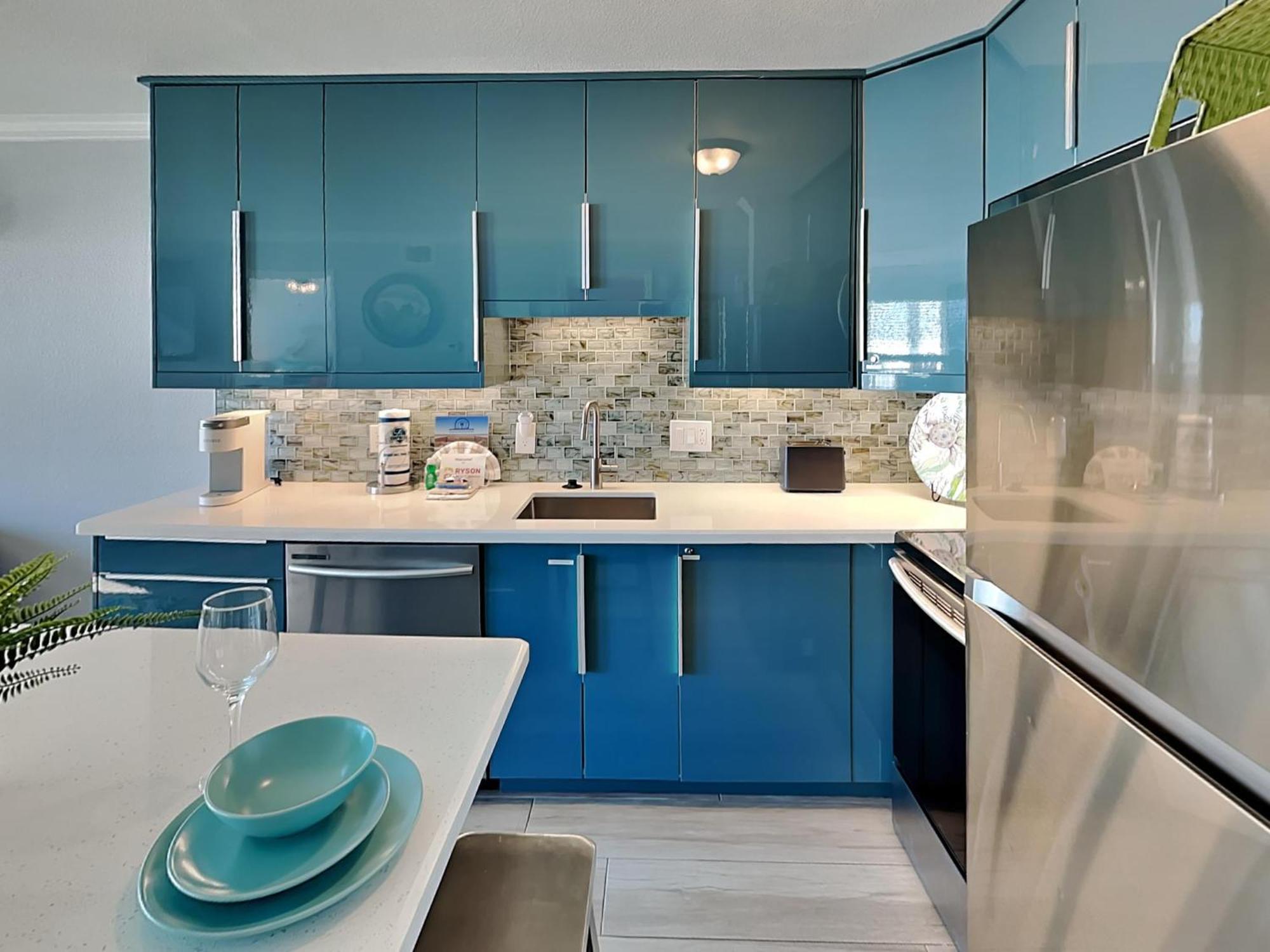 Apartment Seascape 1110-parrot Paradise *